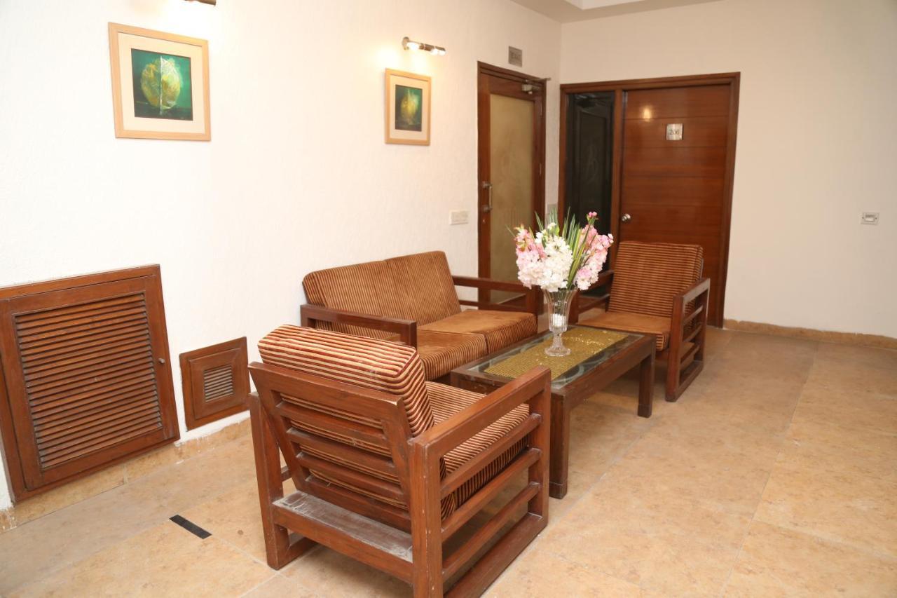Hotel H26 Chandīgarh エクステリア 写真