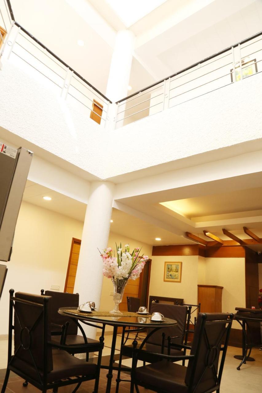 Hotel H26 Chandīgarh エクステリア 写真