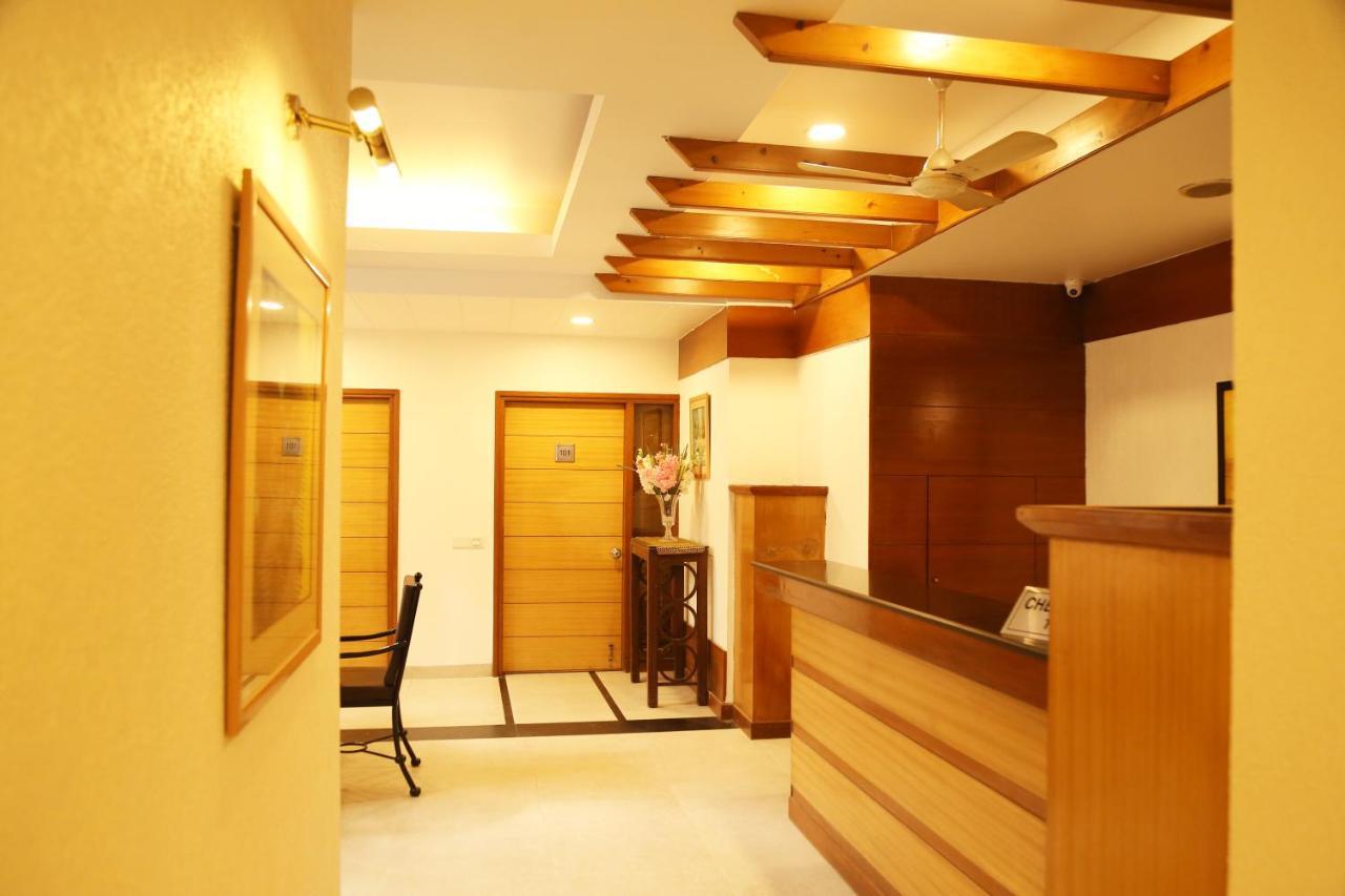 Hotel H26 Chandīgarh エクステリア 写真