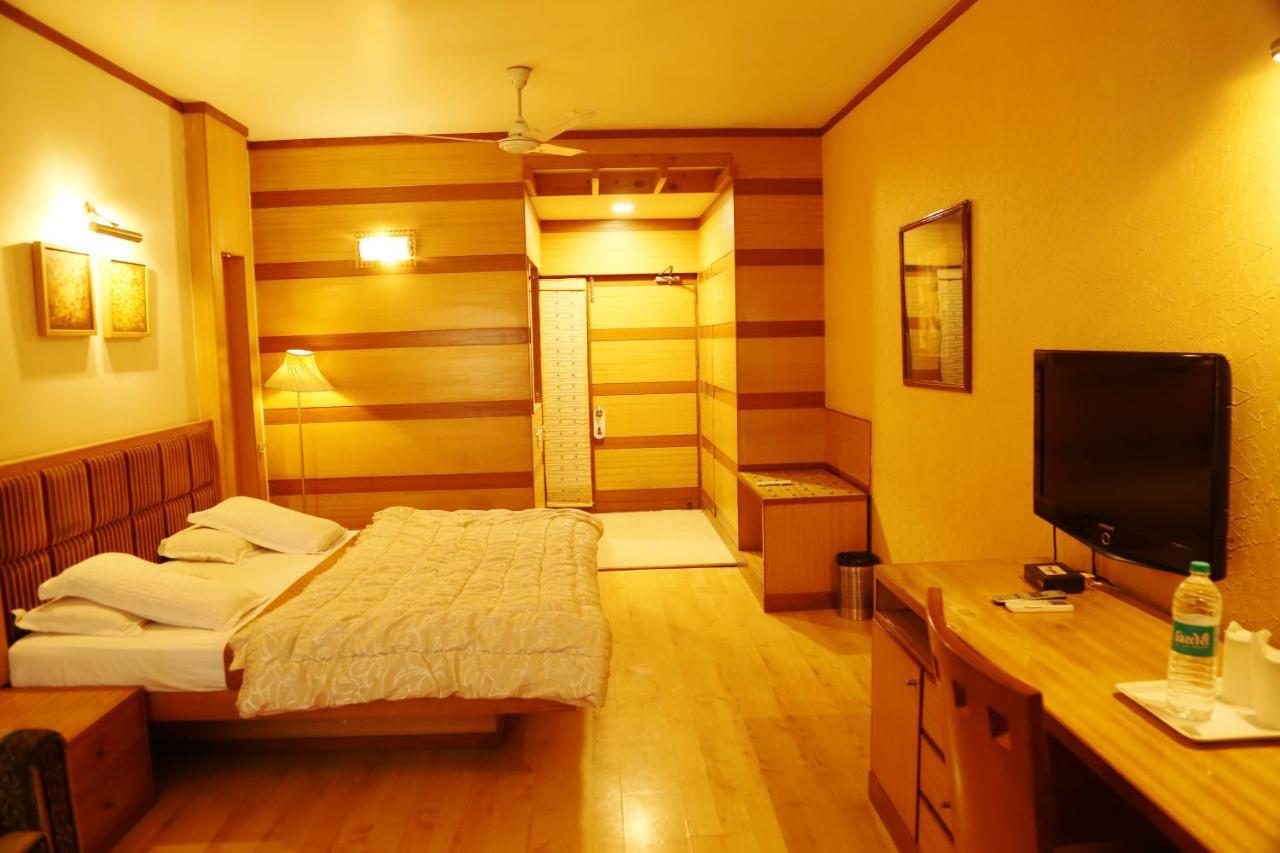 Hotel H26 Chandīgarh エクステリア 写真