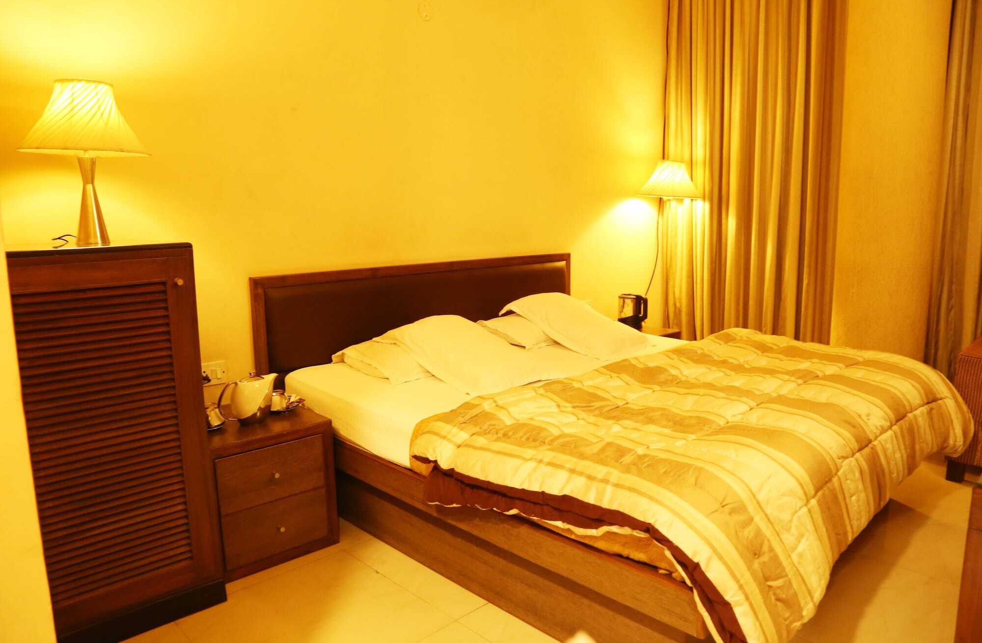 Hotel H26 Chandīgarh エクステリア 写真